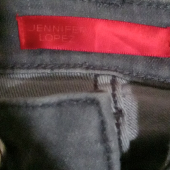 Jennifer Lopez - Picture 3 of 3